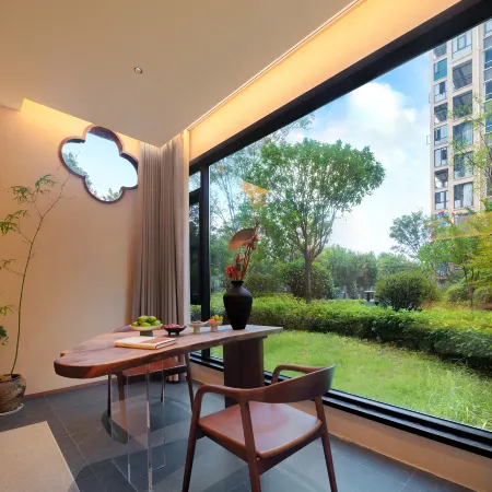 Zixing Zhizhu · Cangre Homestay (Dongjianghu Scenic Area Store)