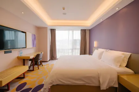 Lavande Hotel (Jingdezhen Taoxichuan Creative Square)