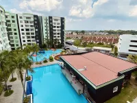 Manhattan Waterpark Condo Ipoh (Free 2 Carpark & Netflix Ready) - piscina