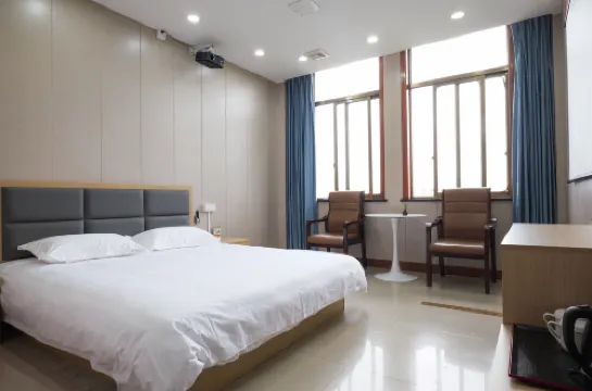 Tongda Smart Serviced Apartment