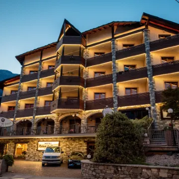Relais du Foyer Hotels near Chantorné