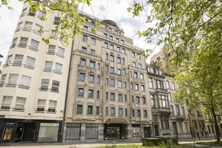 Citadines Toison d'Or Brussels Отели рядом со станцией Брюссель-Южная железнодорожная станция