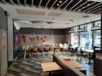โรงแรมอัจฉริยะเฟรนด์ชิพ (ไทม์สแควร์) - พร้อมอาหารเช้า