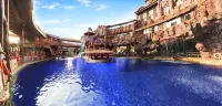 Chuanlord Holiday Hotel - Swimmingpools