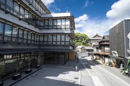 WAQOO NaritasanMonzen Отели рядом со станцией Narita yukawa Railway Station