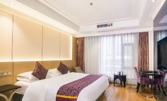 Xuyong Yijia Boutique Hotel