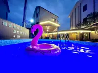 Zhujiajian Xiangyunduan · Manchandu Swimming Pool Vacation Boutique Stay (Wugongzhi Pier)