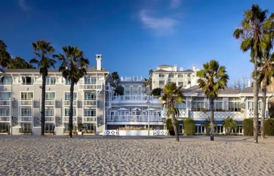 百葉窗海灘酒店