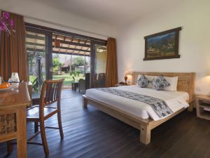 Royal Regantris Villa Karang