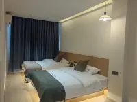 Jiangpan Courtyard Homestay (Menglie Lake Wetland Park)