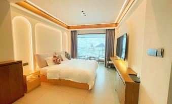 Altay Ahe Homestay(Jiangjun Hill-Ski Field)