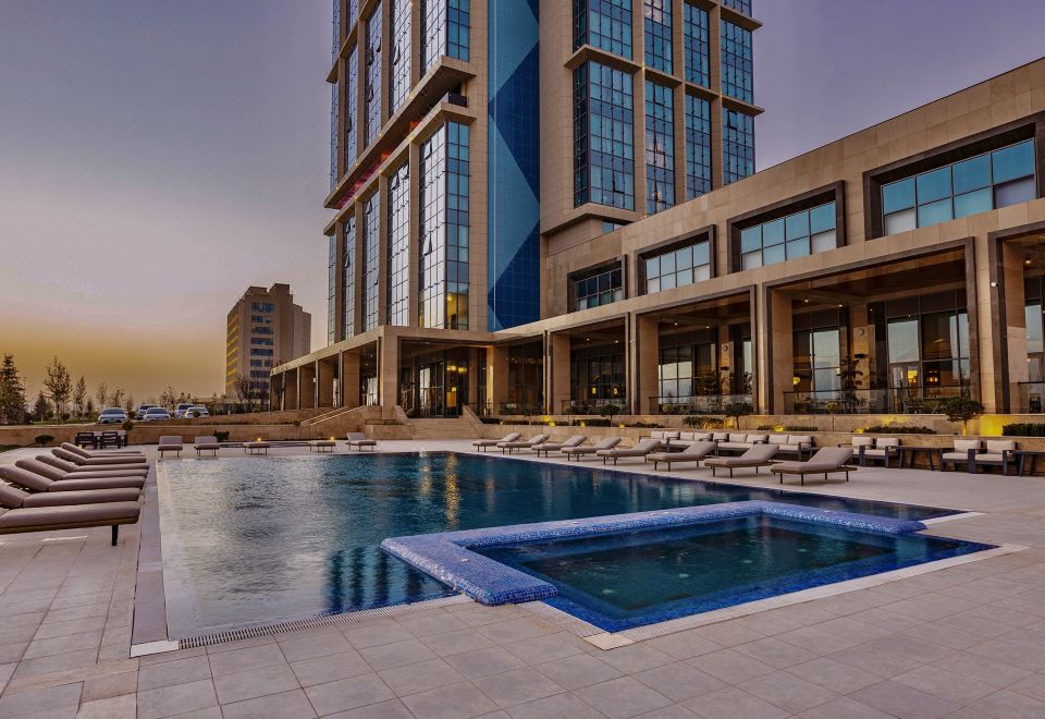 힐튼 사마르칸드 레젼시 로비 또는 스파 시설