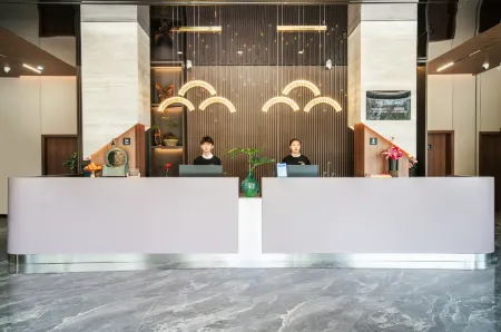The Smart King Ji Hotel（Kunming Changshui International Airport Store） Отели рядом с достопримечательностью «Yeya (Wild Duck) Lake Holiday Resort»