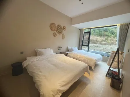 Shanguli Valley Private Hot Spring Resort Courtyard Отели в г. Лечан