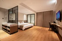 Fengmingxuan Hotel - balcony