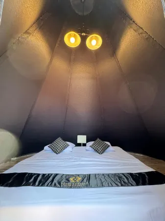 Regan Luxcamp by Digihub Hospitality Отели в г. Pangalengan