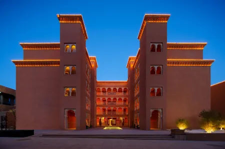 Chitingxuan Homestay (Turpan Yuefeng Suji Branch) Отели рядом с достопримечательностью «Karez Folklore Garden»