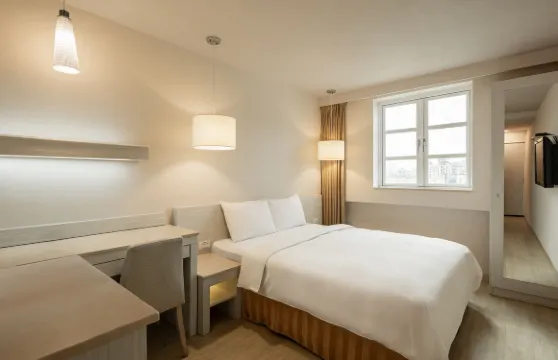 康橋商旅（站東九如館）