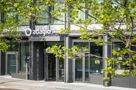 Adagio Stuttgart Neckarpark Отели рядом с достопримечательностью «Государственный театр Штутгарта»