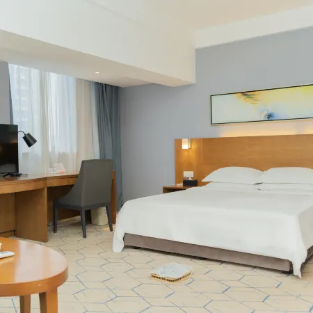 ZHONG  YI  HOTEL Отели рядом с достопримечательностью «Парк Личи»