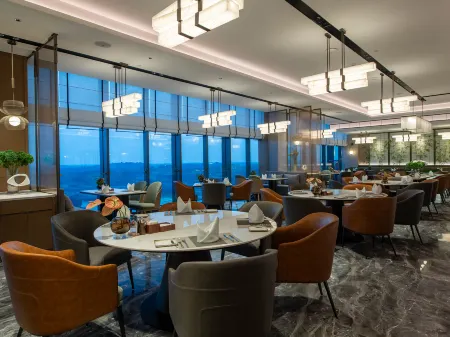 Linkong Jinjiang Hotel