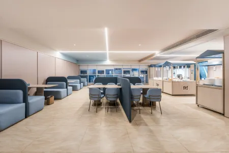 HanTing Hotel (Eerduosishi Uxin Banner Fuhai Shopping Center)