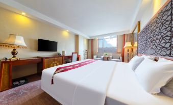 Minshan Tibet National Hotel (Zhaji Temple)