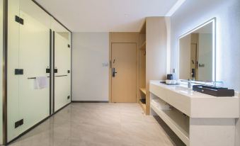 Xierman Smart Hotel (Xuwen County Government Jingang Avenue)