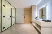 Xierman Smart Hotel (Xuwen County Government Jingang Avenue) Hotels in der Nähe von Hai'an Passenger Transport Terminal