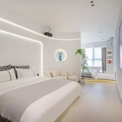 Stream Bank Cottage Select Smart Hotel Hotels near Shahekou Railway Station