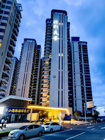 Poly Golden Seashore Bay · Seven Tides Inn