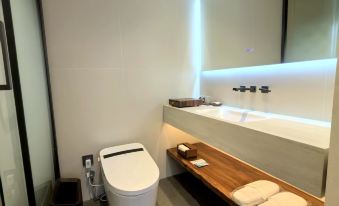 Xianbai Private Hot Spring · Scenic View Cloud Villa