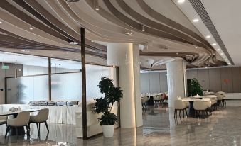 Chuanhang Golden Panda Grand Hotel (Beijing New International Exhibition Center Capital Airport)