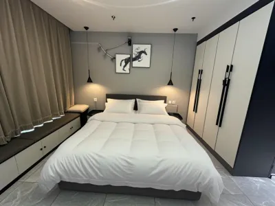 Juqi Light Luxury Homestay (Wanhao Century Plaza) Hotel in zona National Prosecutors College of P.R.C Jilin Branch