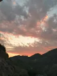 Yunyang County Jingqian Holiday Hotel - Mountain view