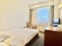 New Royal Hotel Shimanto Hoteles cerca de Shimantogawayacho Natural Park