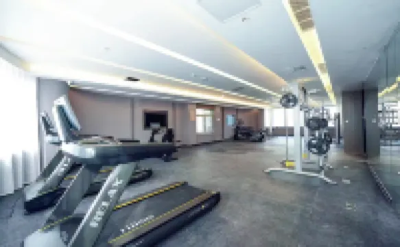 Thunder God Esports Hotel (Shanghai Global Harbor East China Normal University Putuo Campus Branch)