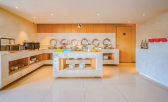 BF Express Hotel (Daqing Tieren Square)