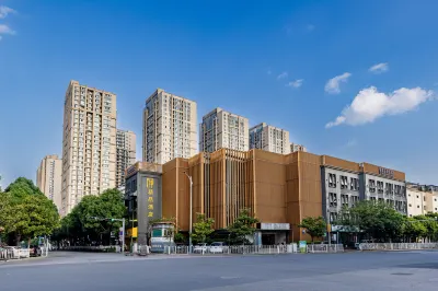 Wanhua Boutique Business Hotel (Tongde Plaza Branch, Kunming Baiyun Road Metro Station) Hotels in Tongde Kunming Shopping Center