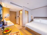 eLong Xicheng International Hotel (Beijing Dacheng Road Jinghui Plaza) Hotels near Joy Water Rubik