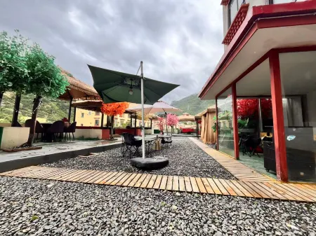 Art Selection Hotel (Aba Maerkang Branch)