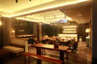 Zaishanye Homestay - bar