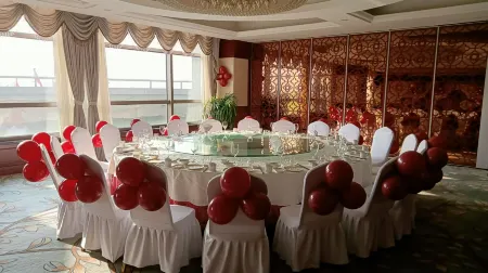 Days Hotel & Suites by Wyndham Jiangsu Xinyi Отели в г. Синьи