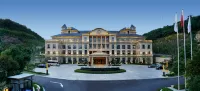 Baohua Mountain Jinlong International Hotel