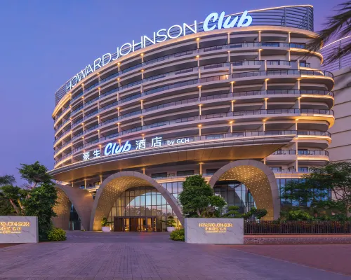 Howard Johnson Club Hotel Dongfang Hotels in Dongfang