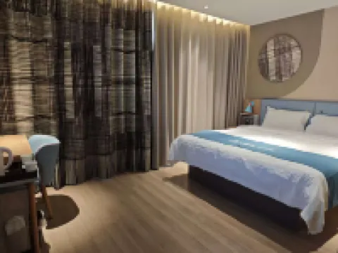 Home Inn UP Huayi Collection Hotel (Handan Wei Bus Station) Hotels in Wei County