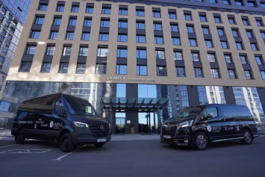Domina Pulkovo Hotel Отели рядом с достопримечательностью «Московский парк Победы»