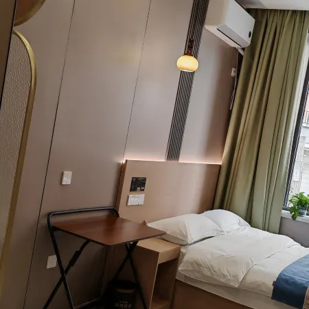 Luobei Baoquanling Shangcheng Express Hotel