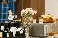 Lanou E-Sports Hotel