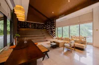 Lihuagu Water Residence Hotel